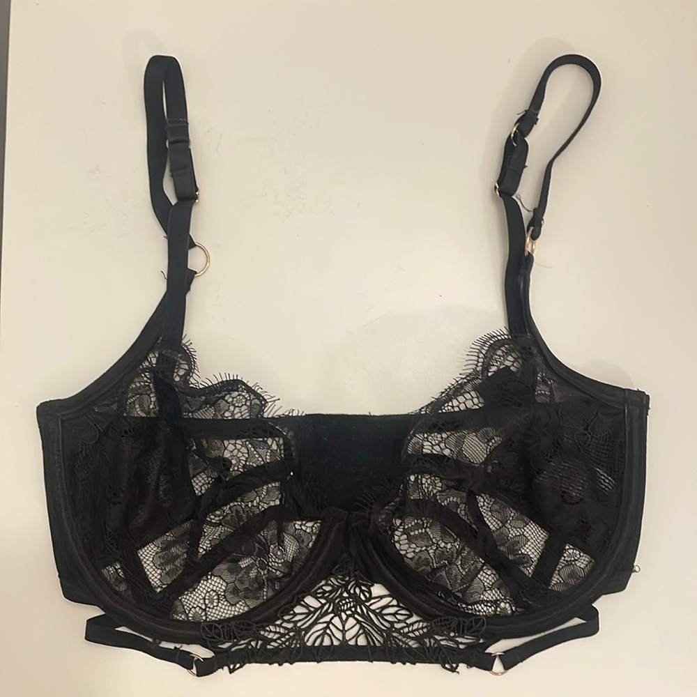 Bluebella Lumi bra in black 30DD, no tags but never worn (too snug).